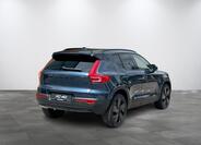 Volvo XC40 4