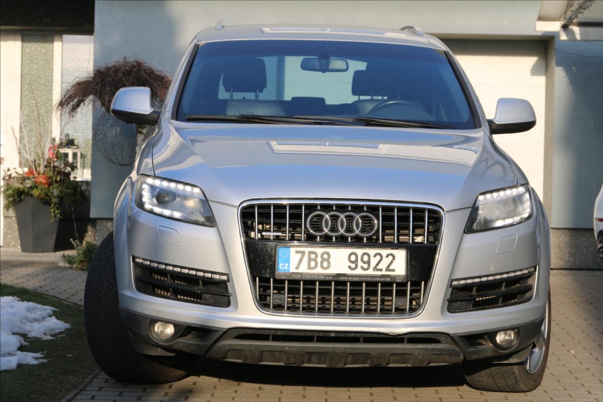 Audi Q7 Kombi 3,0 l 176 kw