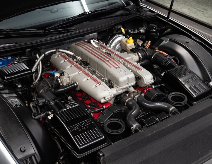 Ferrari 550 Kupé 5,5 l 357 kw