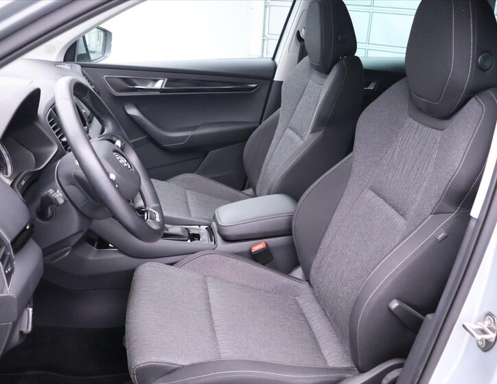 Škoda Karoq SUV 1,5 l 110 kw