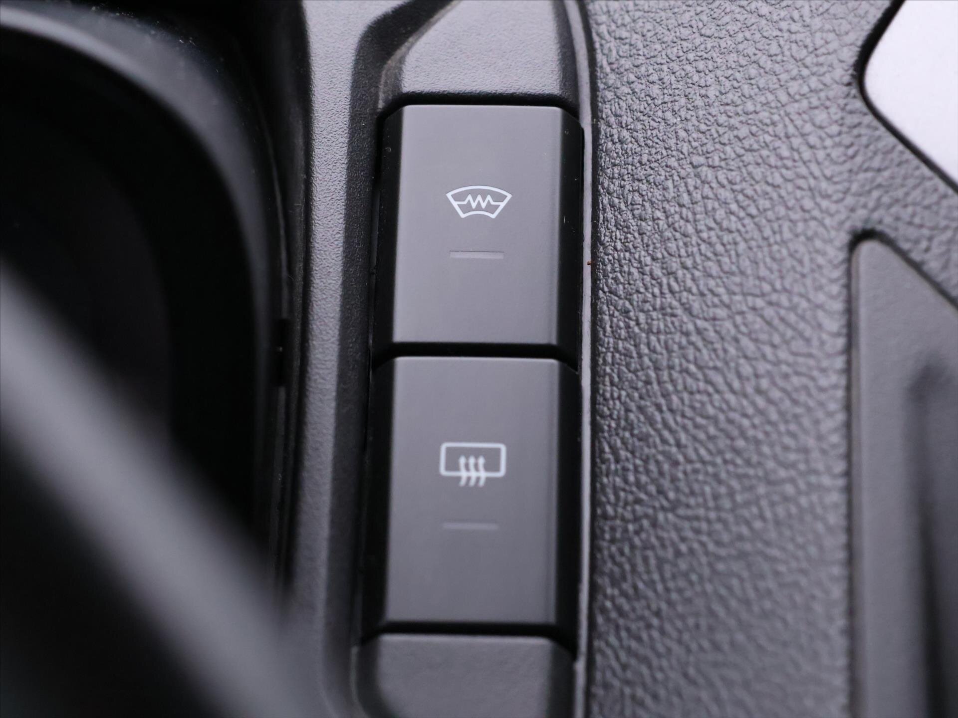 Ford Transit Custom Kombi 2,0 l 96 kw