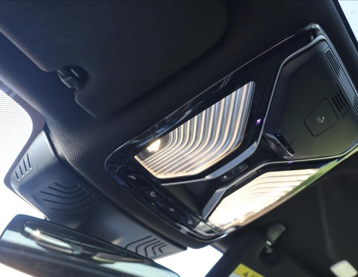 BMW Řada 7 Sedan / Limuzína 3,0 l 294 kw