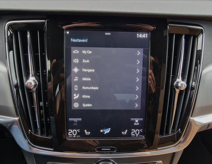 Volvo V90 Kombi 2,0 l 173 kw