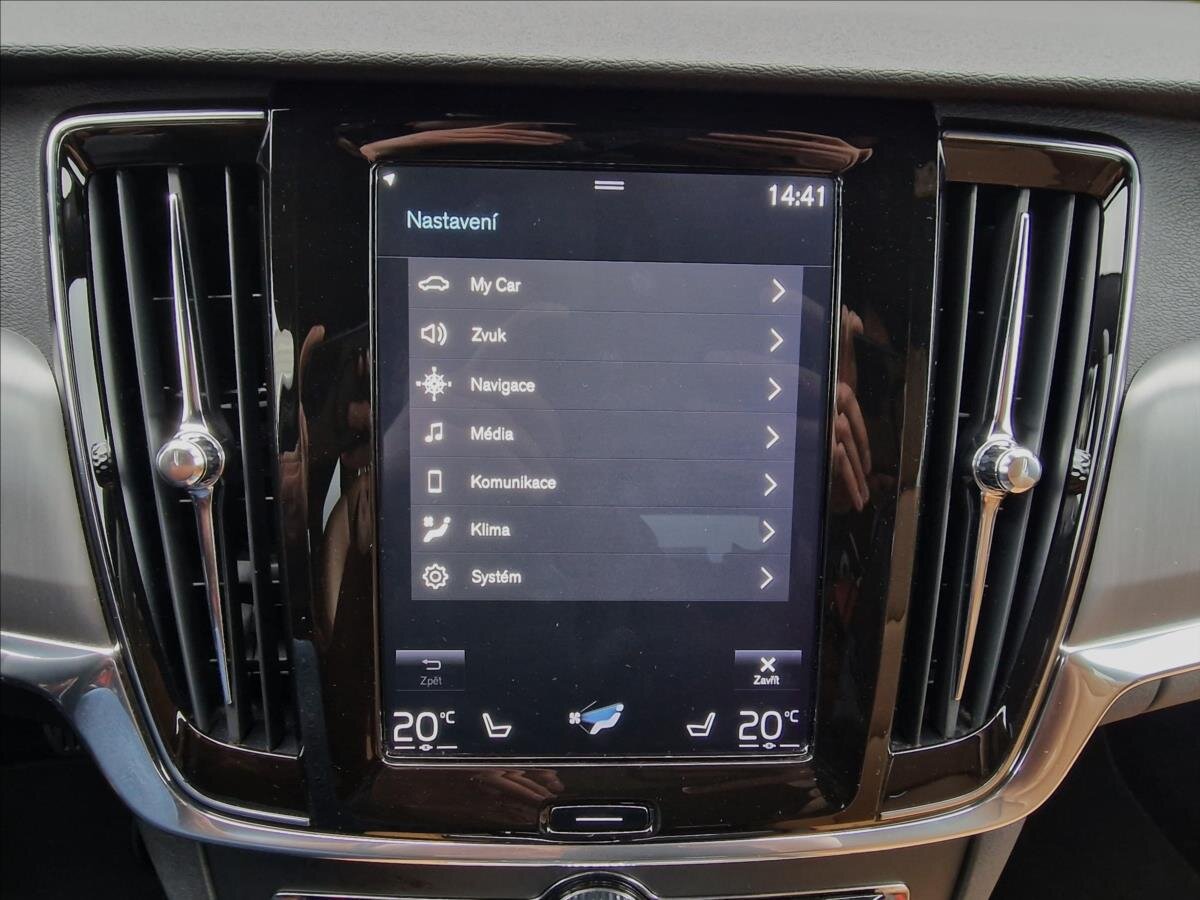 Volvo V90 Kombi 2,0 l 173 kw