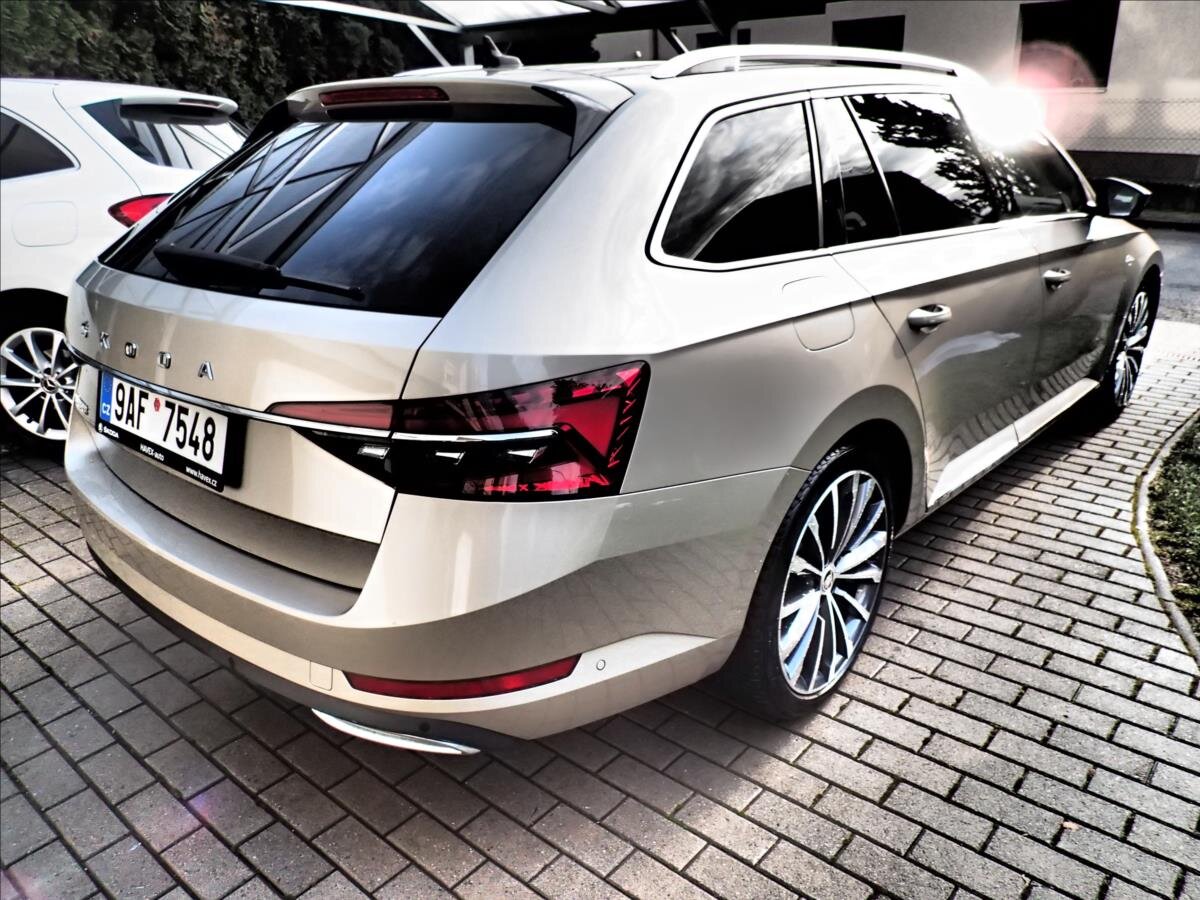 Škoda Superb Kombi 2,0 l 147 kw