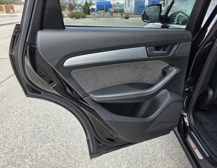 Audi Q5 SUV / Terénní 3,0 l 180 kw