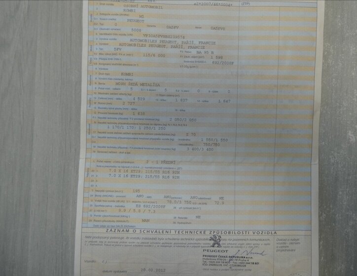 Peugeot 5008 MPV 1,6 l 115 kw