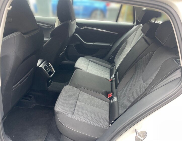 Škoda Octavia Kombi 1,5 l 110 kw