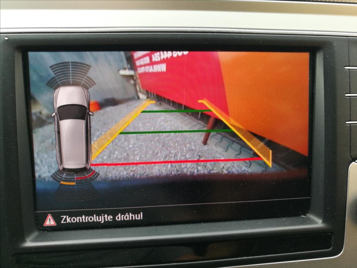 Volkswagen Passat Kombi 2,0 l 110 kw