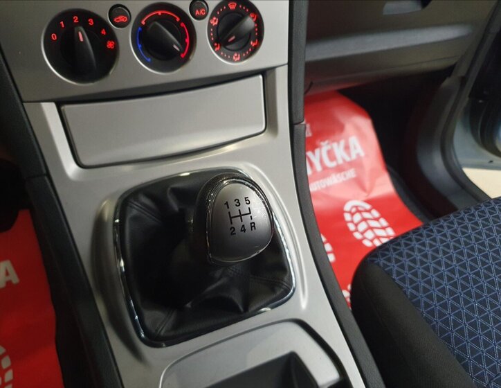 Ford Galaxy MPV 2,0 l 107 kw