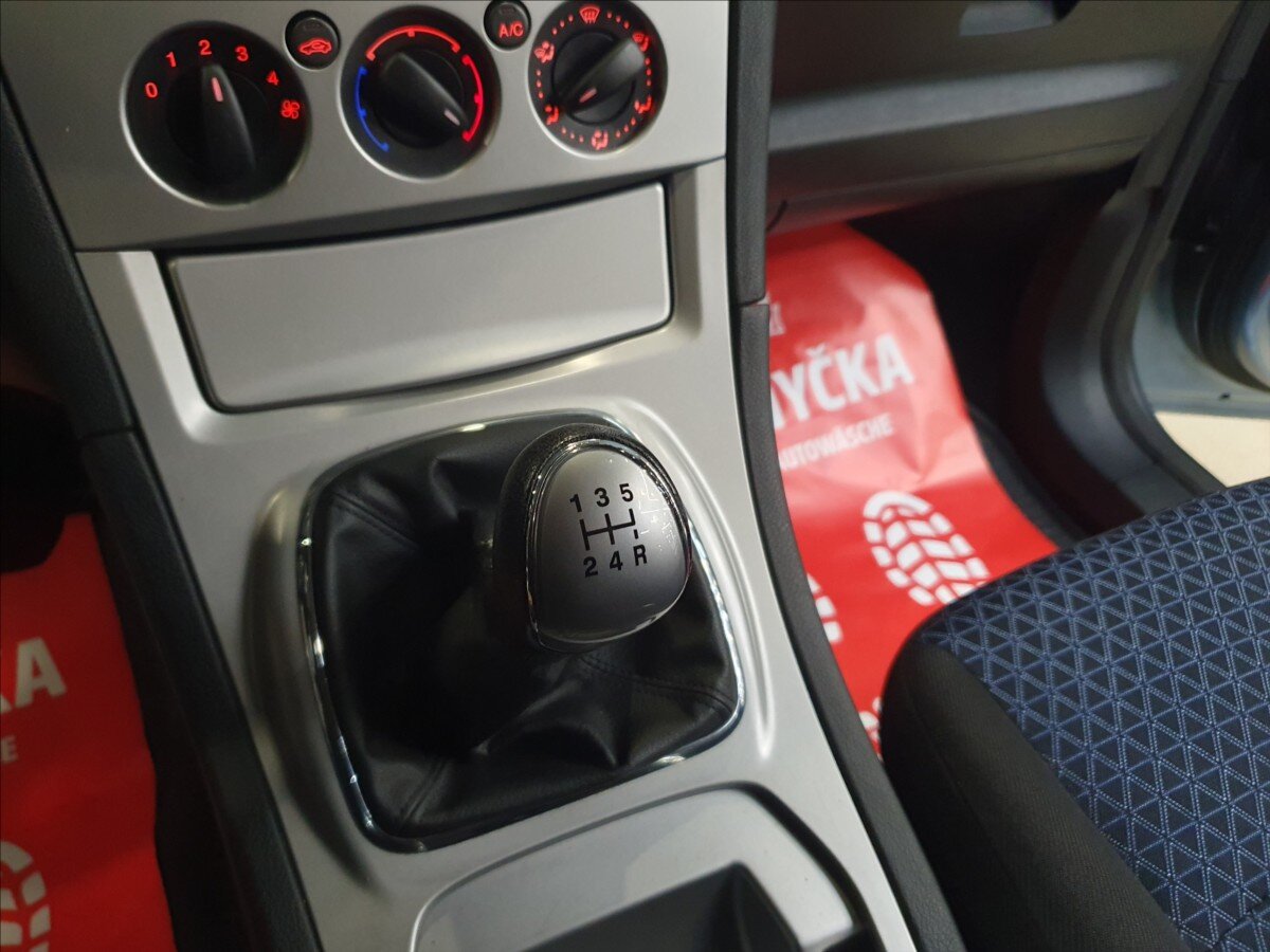 Ford Galaxy MPV 2,0 l 107 kw