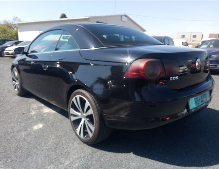Volkswagen EOS 9
