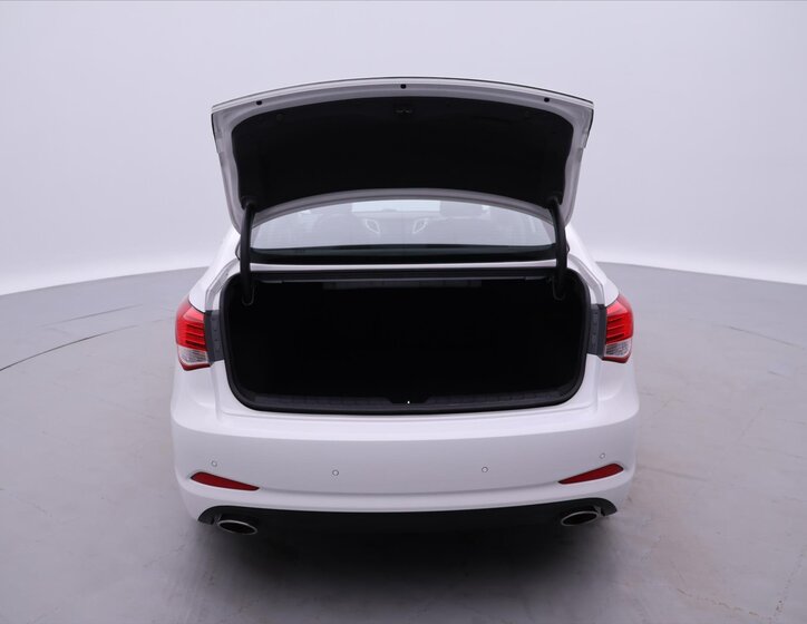 Hyundai i40 Sedan 1,7 l 100 kw