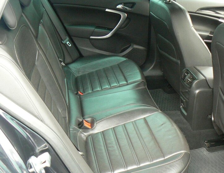 Opel Insignia Kombi 2,8 l 191 kw