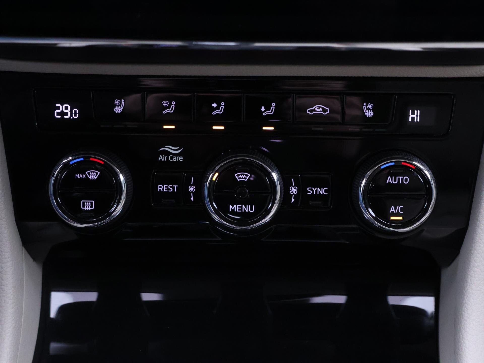 Škoda Superb Kombi 2,0 l 200 kw