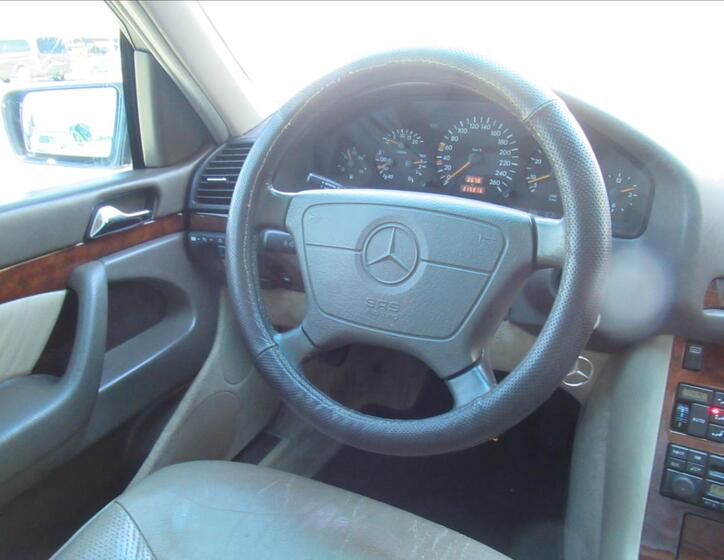 Mercedes-Benz 140 12