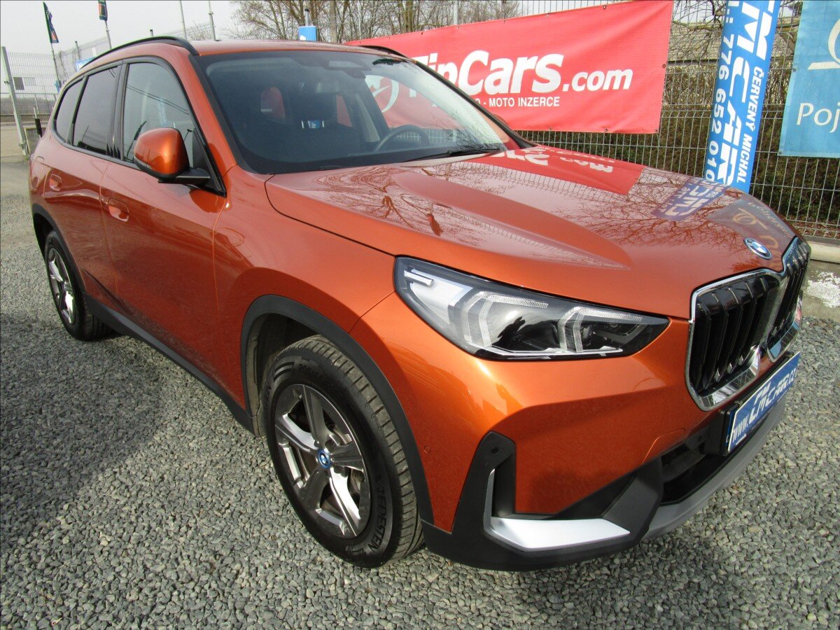 BMW X1 Kombi 1,5 l 110 kw