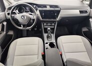Volkswagen Touran MPV 1,5 l 110 kw