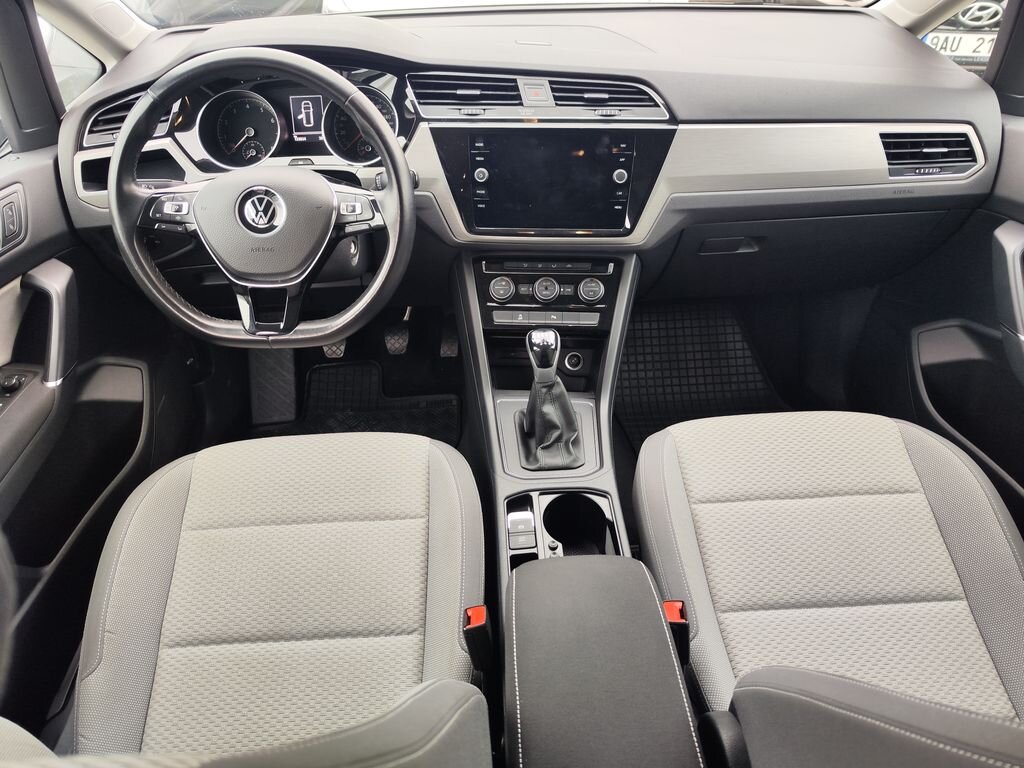 Volkswagen Touran MPV 1,5 l 110 kw