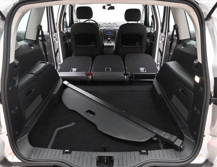 Ford S-MAX MPV 2,0 l 103 kw