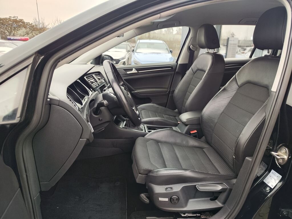 Volkswagen Golf Kombi 1,6 l 77 kw