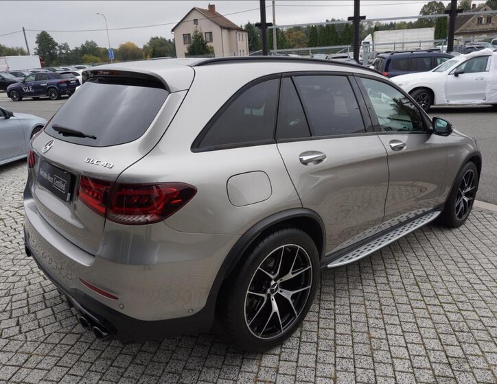 Mercedes-Benz GLC SUV 3,0 l 287 kw