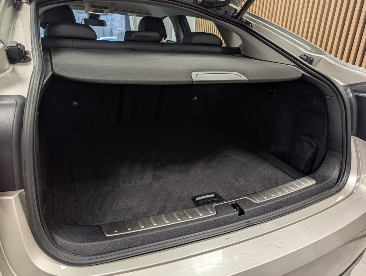 BMW X6 Sedan 3,0 l 190 kw