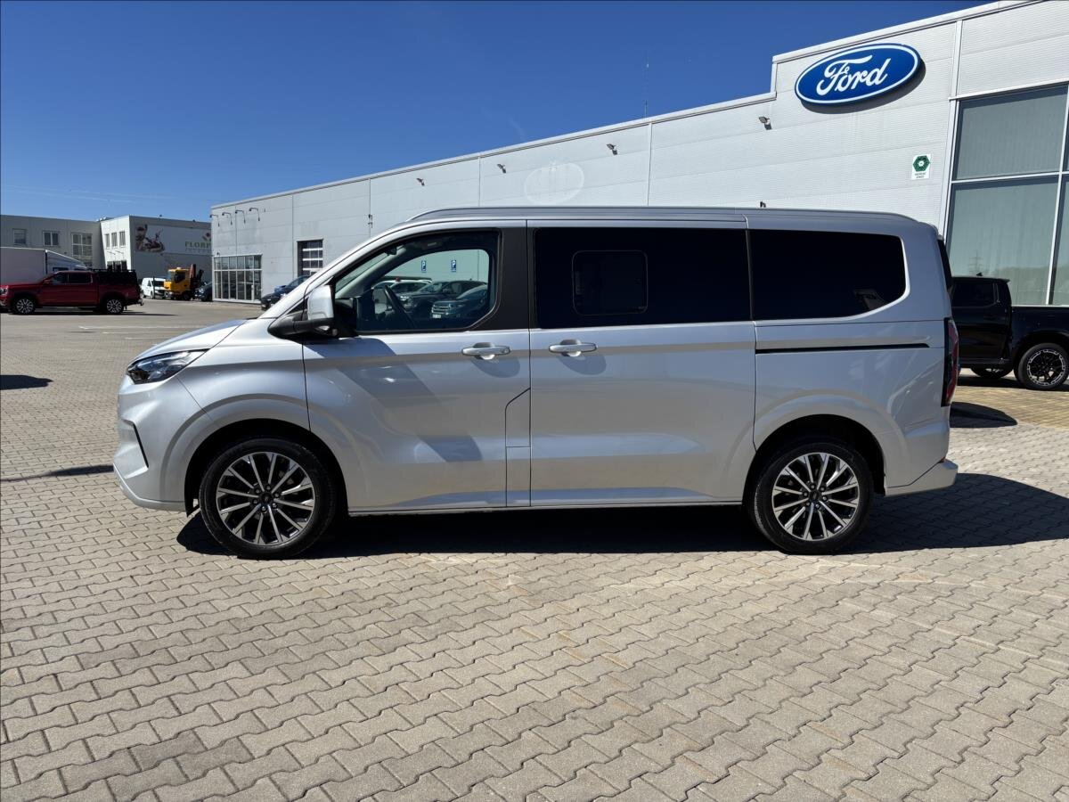 Ford Tourneo Custom Kombi 2,0 l 125 kw