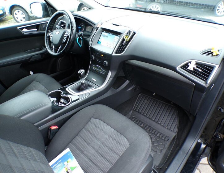 Ford Galaxy Kombi 2,0 l 110 kw