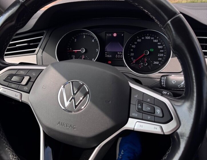 Volkswagen Passat Kombi 0,0 0