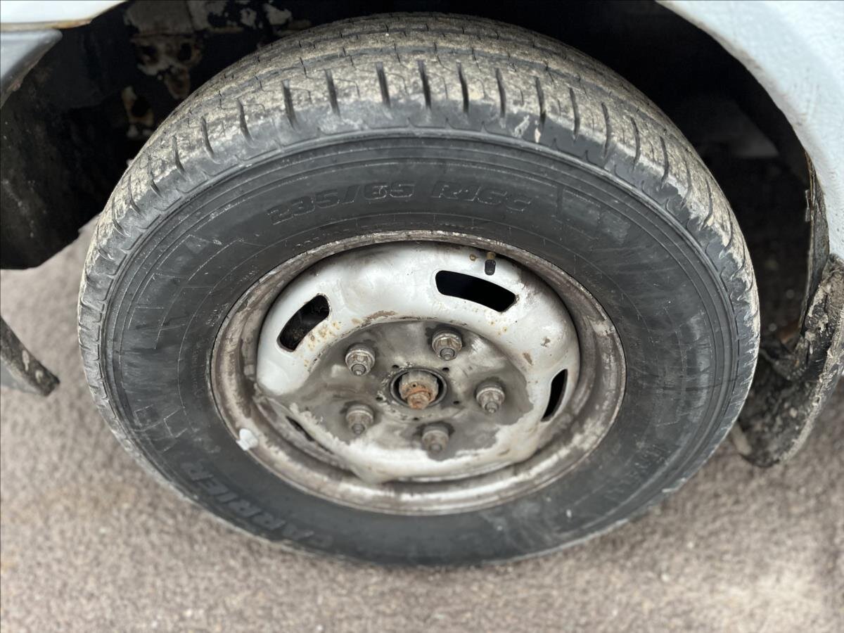 Ford Transit Skříň 2,2 l 74 kw