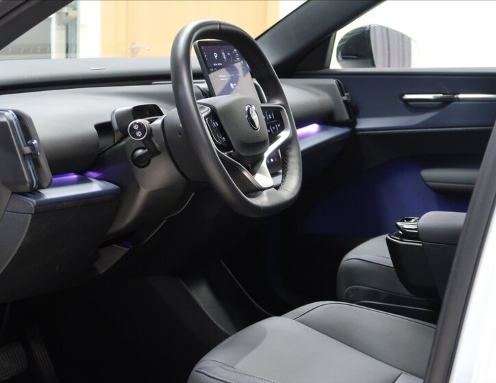 Volvo EX30 Hatchback 0,0 200 kw