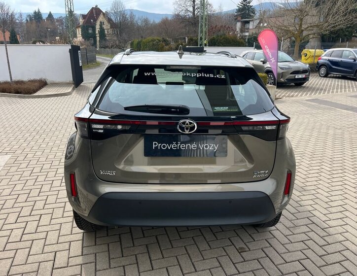 Toyota Yaris Cross SUV / Terénní 1,5 l 68 kw