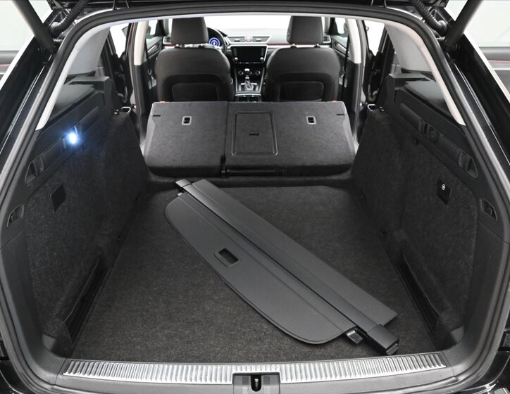 Škoda Superb Kombi 2,0 l 110 kw