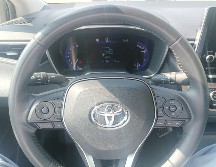 Toyota Corolla Sedan 1,5 l 92 kw