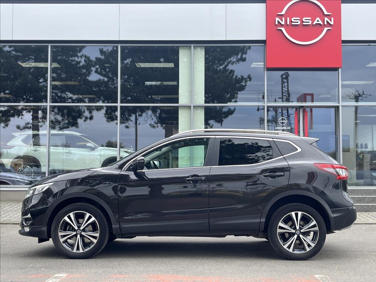 Nissan Qashqai SUV / Terénní 1,3 l 103 kw