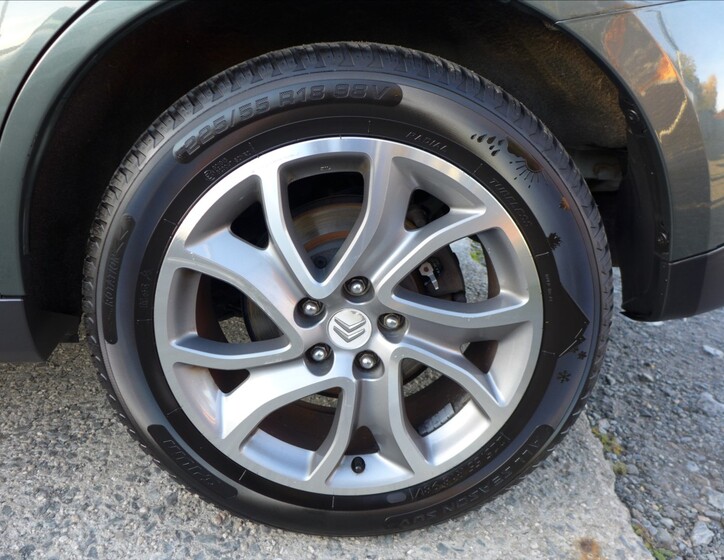 Citroën C-Crosser 10