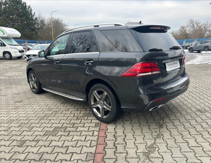 Mercedes-Benz GLE SUV 2,1 l 150 kw