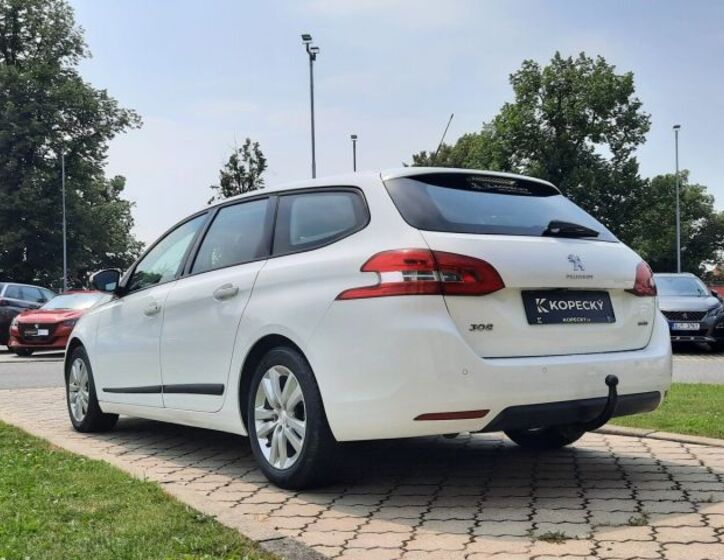 Peugeot 308 11
