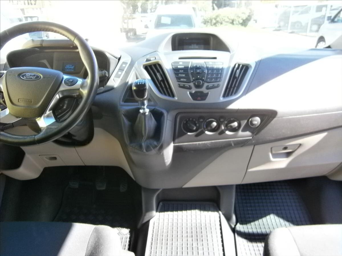 Ford Tourneo Custom VAN-Minibus 2,2 l 92 kw