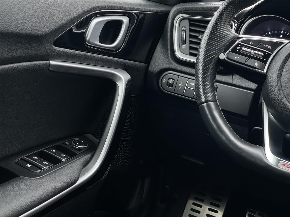 KIA ProCeed Hatchback 1,5 l 118 kw