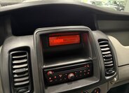 Renault Trafic 10
