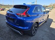 Mitsubishi Eclipse Cross CUV / Crossover 2,4 l 72 kw