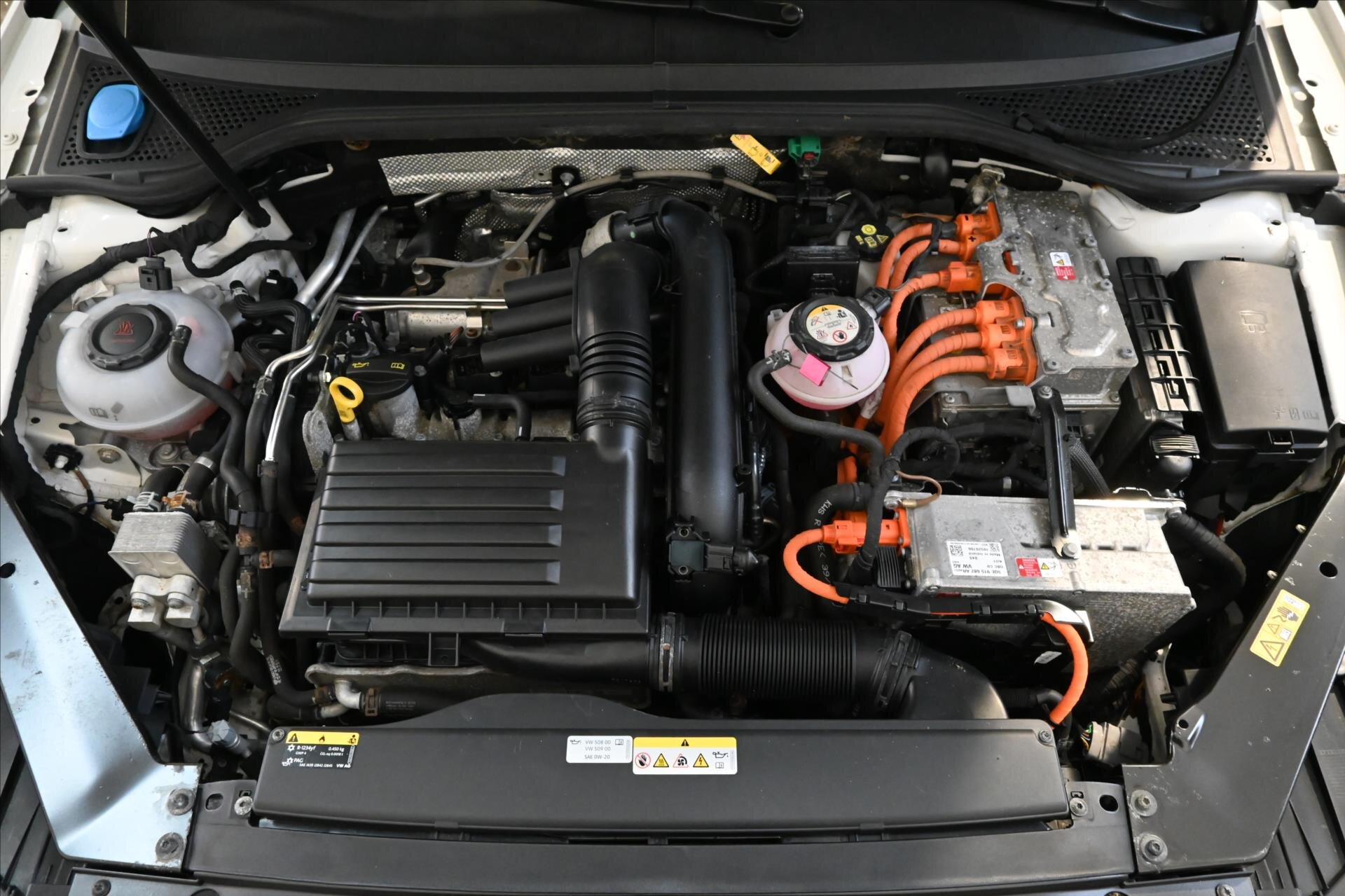 Volkswagen Passat Kombi 1,4 l 115 kw