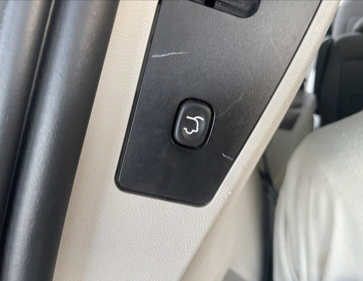 Chrysler Town & Country MPV 3,8 l 142 kw