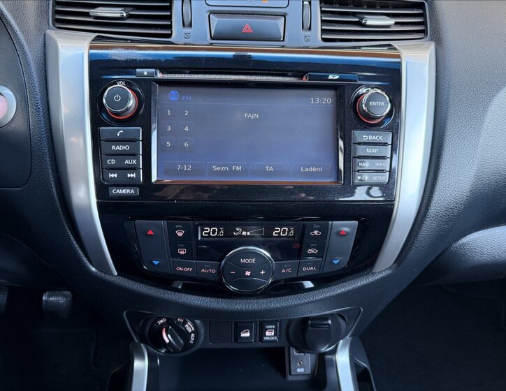 Nissan Navara Pick-up 2,3 l 120 kw