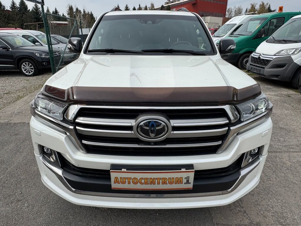 Toyota Land Cruiser SUV / Terénní 4,5 l 186 kw