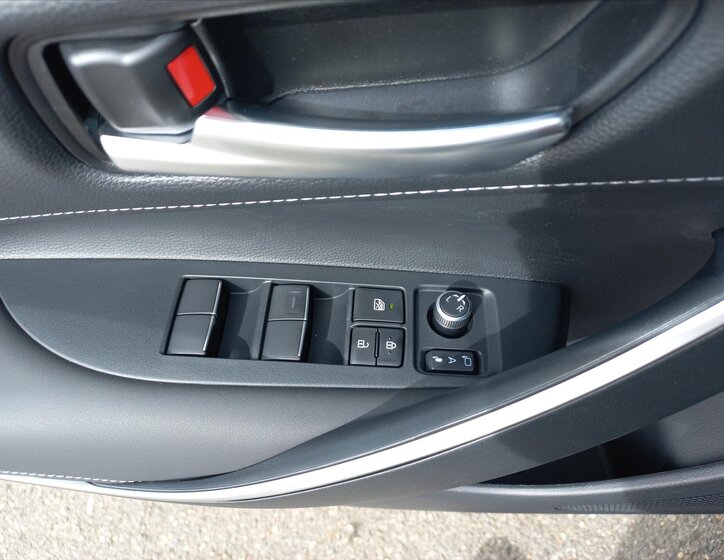 Toyota Corolla Kombi 2,0 l 98 kw