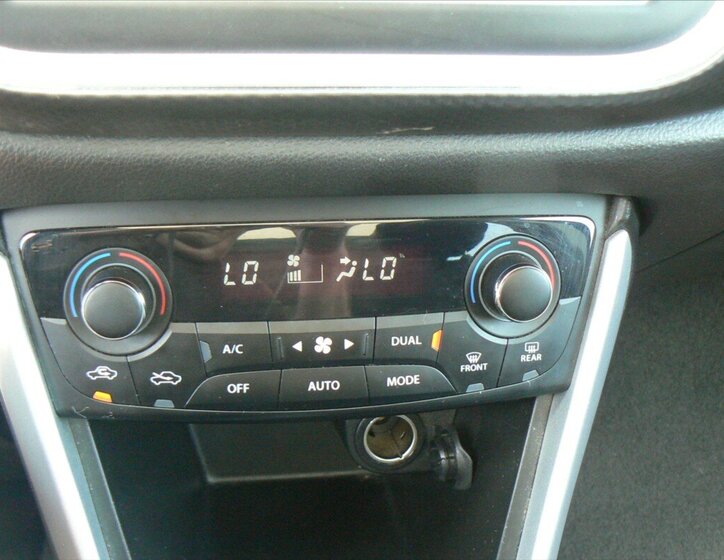 Suzuki SX4 S-Cross 25