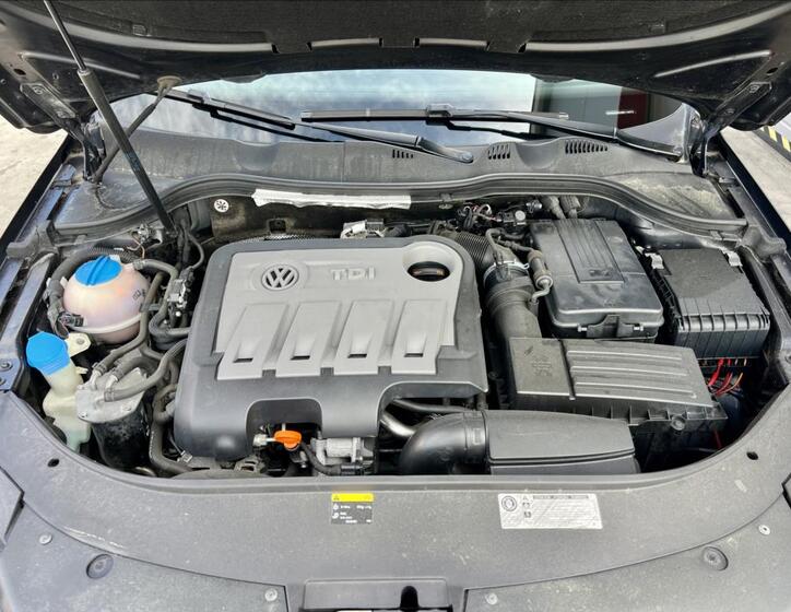 Volkswagen Passat 40